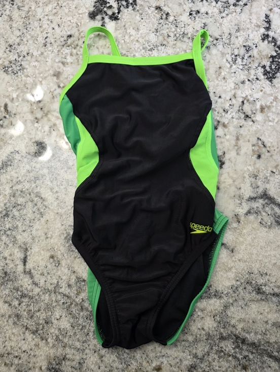 Speedo Other - Speedo Women's Solid Flyback One Piece Green. NEW!